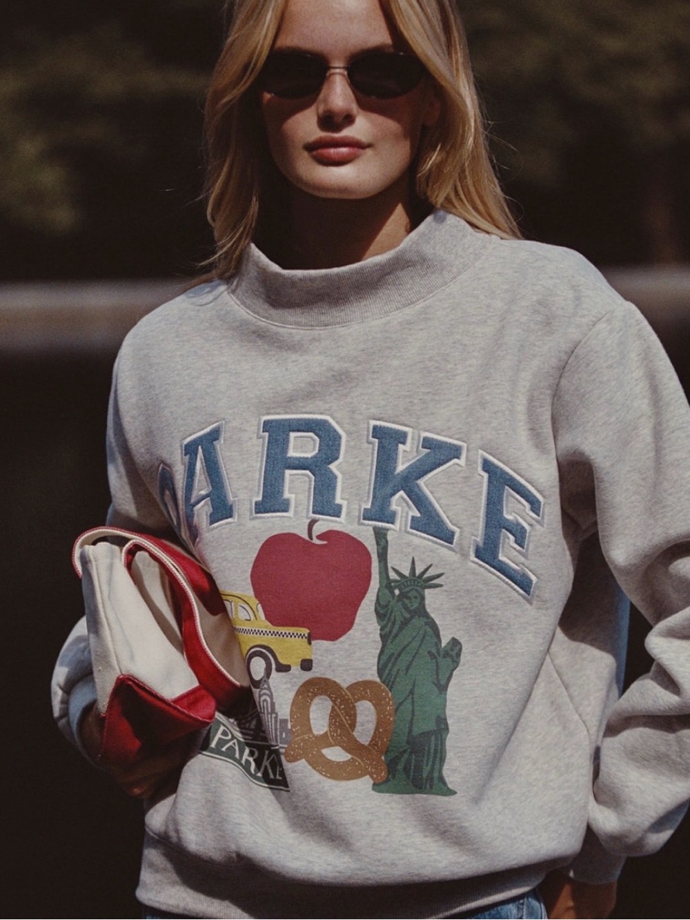 PARKE NYC POPUP Grey Graphic Pullover Sweatshirt with New York Motif